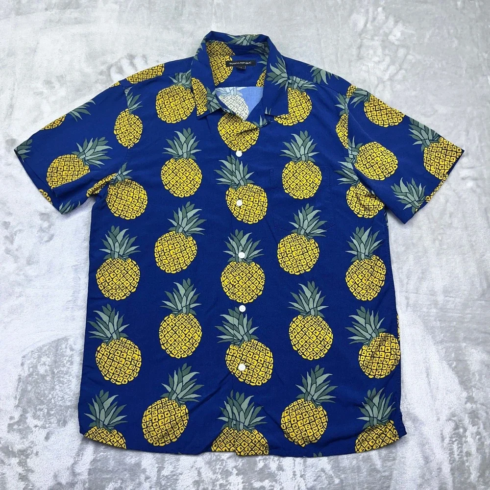 Banana Republic Pineapple Print Short Sleeve Button Up‎ Shirt - M